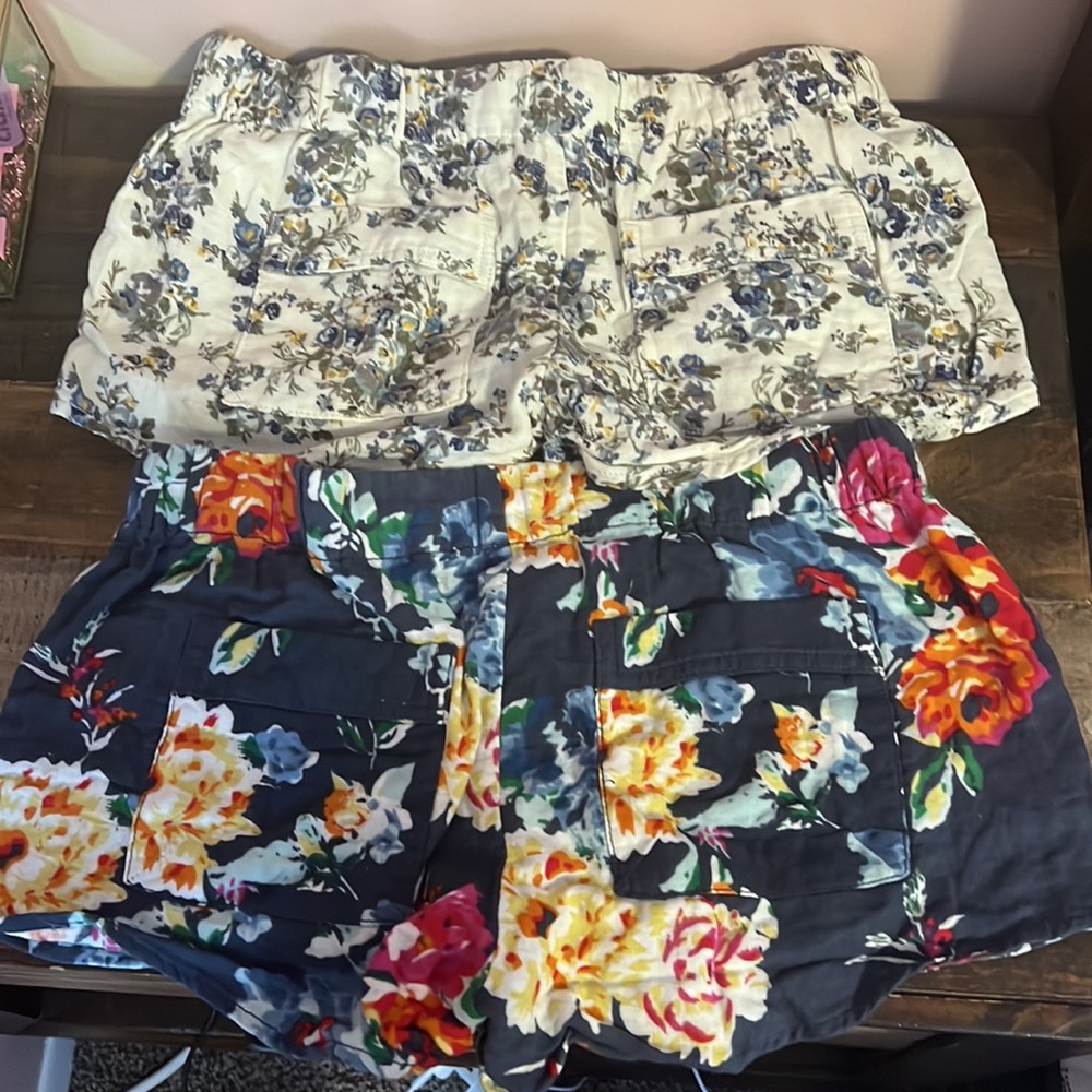 Shorts - Picture 4 of 4